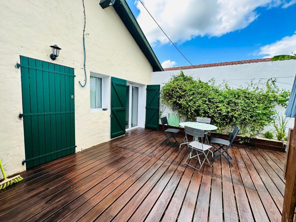 Sunny - Charmant Duplex Avec Terrasse Privative Tosse Extérieur photo